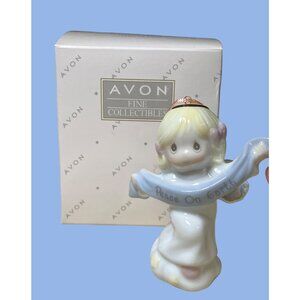 Avon Precious Moments Peace on Earth  Angel Ornament